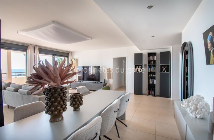 Image No.6-4 Bed Apartment for sale