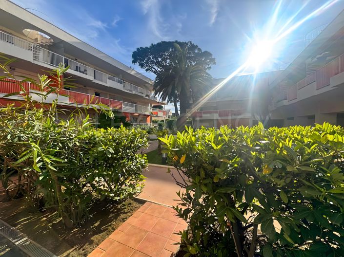 Image No.20-2 Bed Apartment for sale