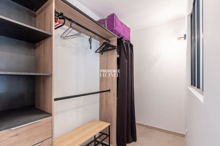 Image No.10-1 Bed Apartment for sale