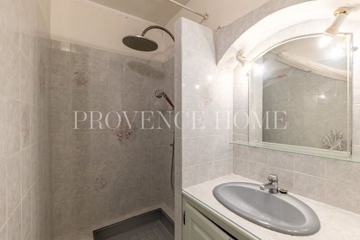 Image No.10-2 Bed House for sale