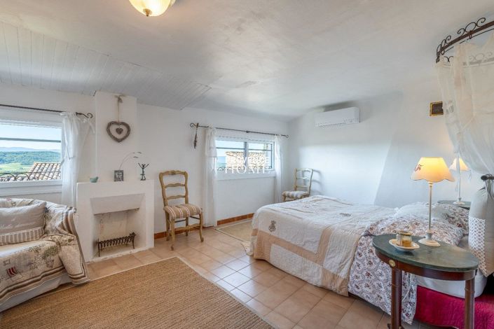 Image No.7-2 Bed House for sale