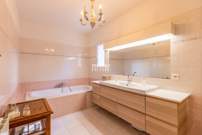 Image No.15-Maison de 4 chambres à vendre à Roussillon