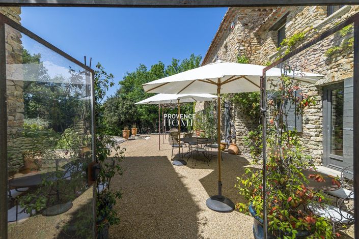 Image No.18-7 Bed Property for sale