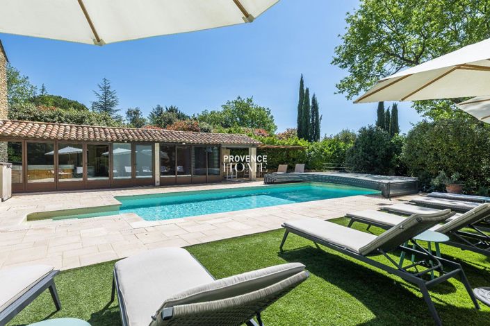 Image No.19-7 Bed Property for sale