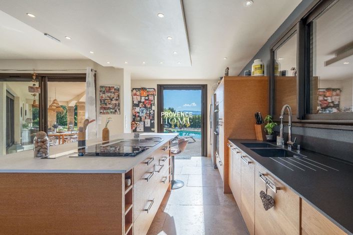 Image No.3-Maison de 4 chambres à vendre à Roussillon