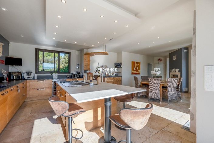 Image No.4-Maison de 4 chambres à vendre à Roussillon