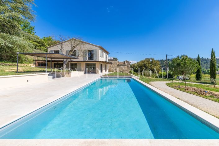 Image No.2-5 Bed House for sale