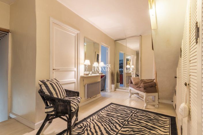 Image No.11-3 Bed House for sale