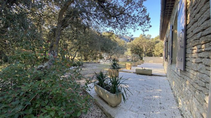 Image No.17-3 Bed House for sale