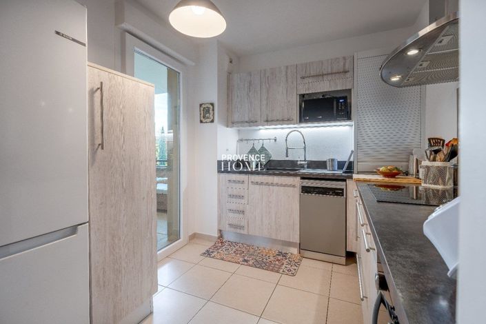 Image No.12-2 Bed Apartment for sale