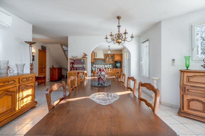 Image No.9-4 Bed House for sale