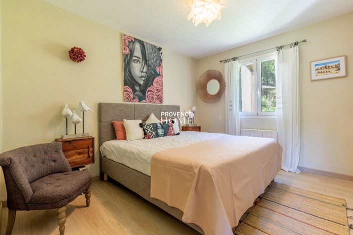 Image No.7-4 Bed House for sale