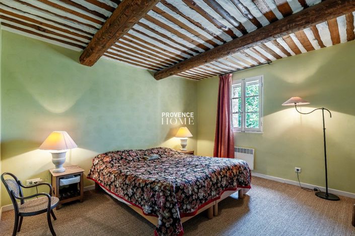 Image No.17-6 Bed House for sale