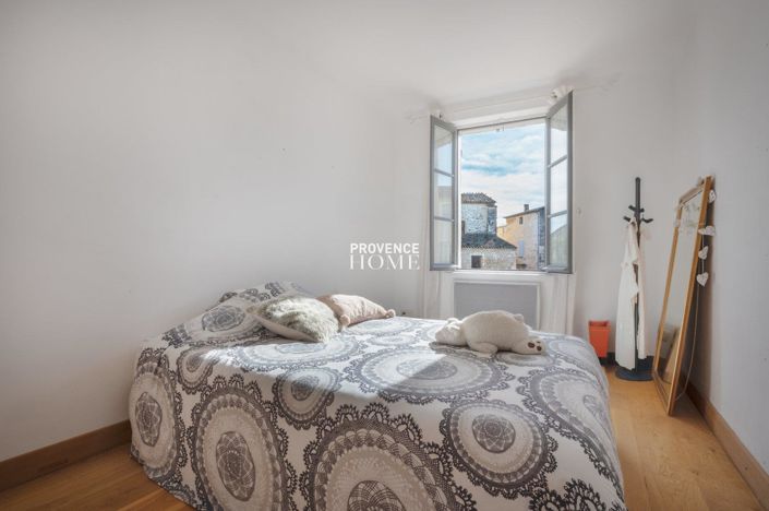 Image No.14-5 Bed House for sale