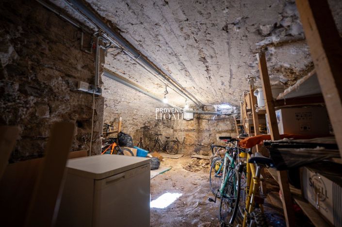 Image No.16-5 Bed House for sale