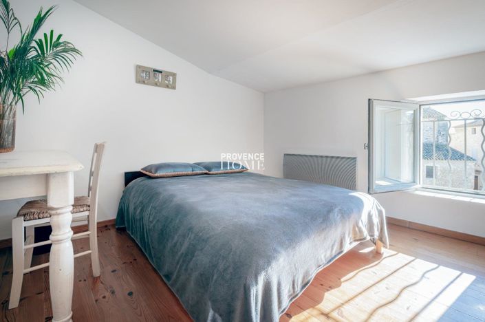 Image No.7-5 Bed House for sale