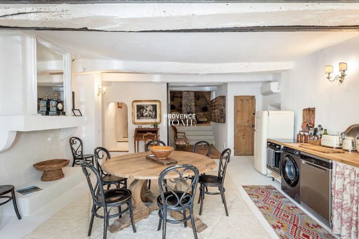 Image No.6-4 Bed House for sale