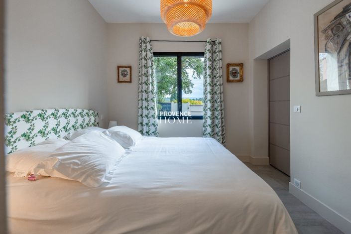 Image No.15-4 Bed House for sale