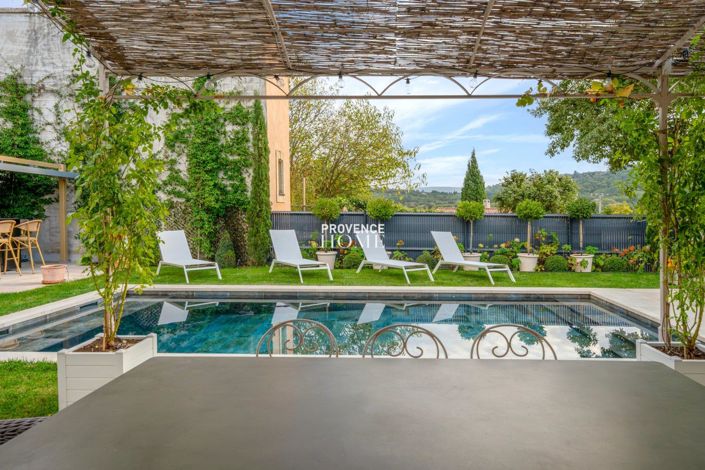 Image No.3-4 Bed House for sale