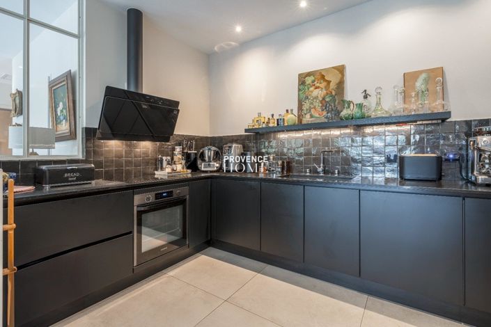 Image No.4-4 Bed House for sale