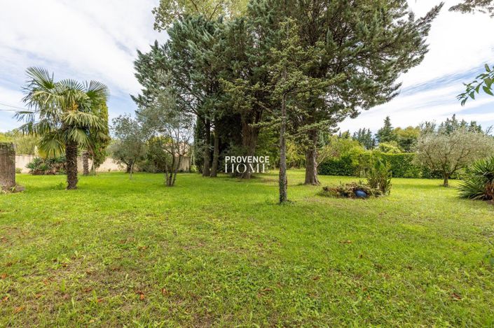 Image No.19-12 Bed House for sale