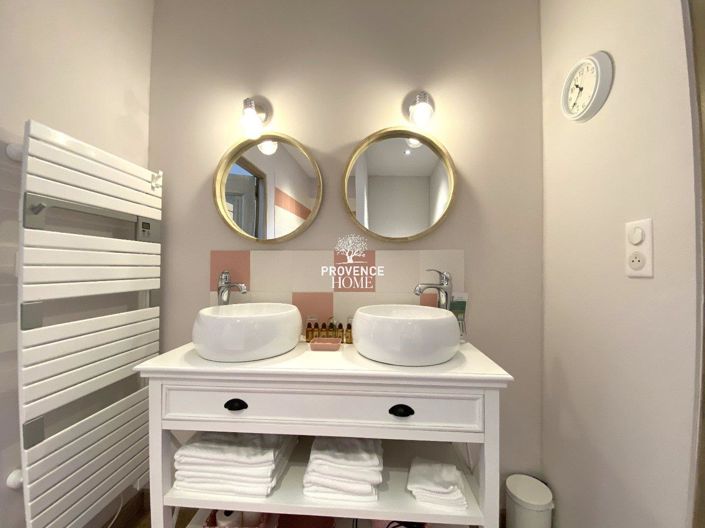 Image No.16-11 Bed House for sale