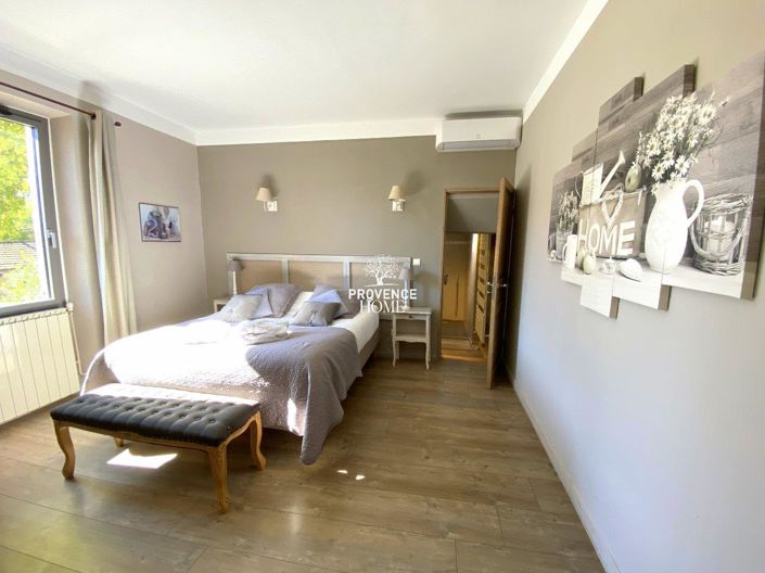 Image No.9-11 Bed House for sale