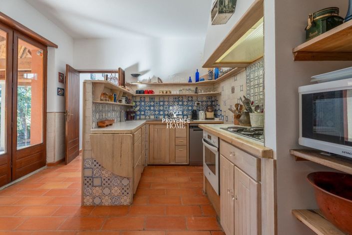 Image No.5-4 Bed House for sale