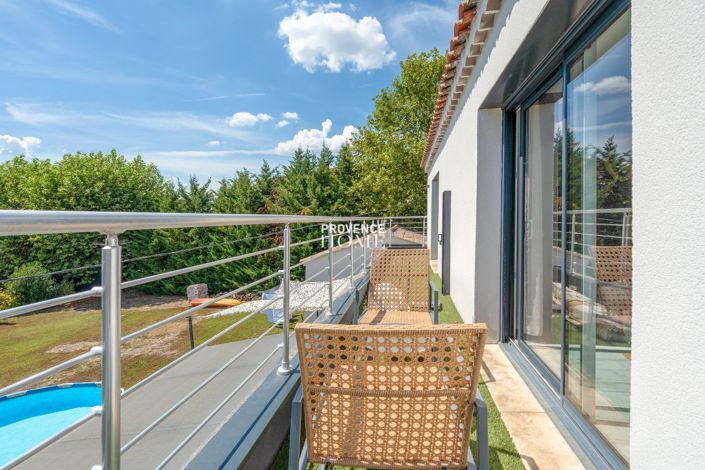 Image No.11-4 Bed House for sale