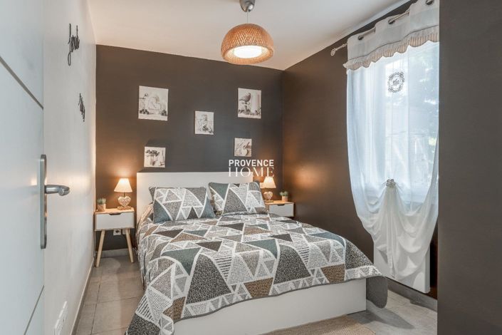 Image No.17-4 Bed House for sale