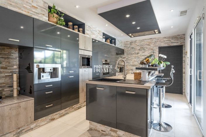 Image No.6-Maison de 4 chambres à vendre à L'Isle-sur-la-Sorgue