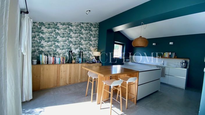 Image No.7-4 Bed House for sale