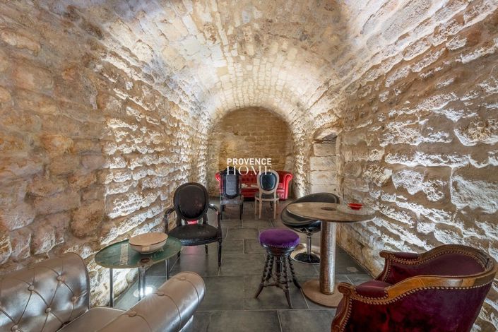 Image No.10-4 Bed Property for sale