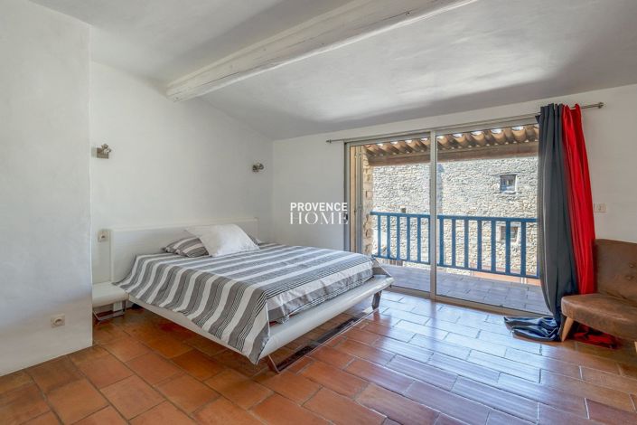 Image No.14-4 Bed Property for sale