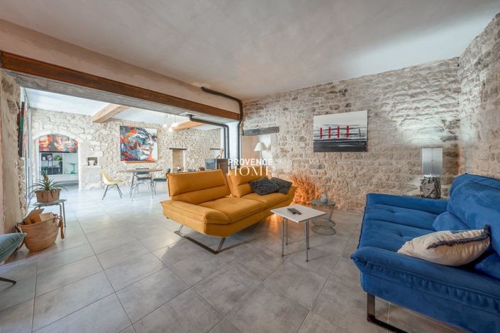 Image No.5-4 Bed Property for sale