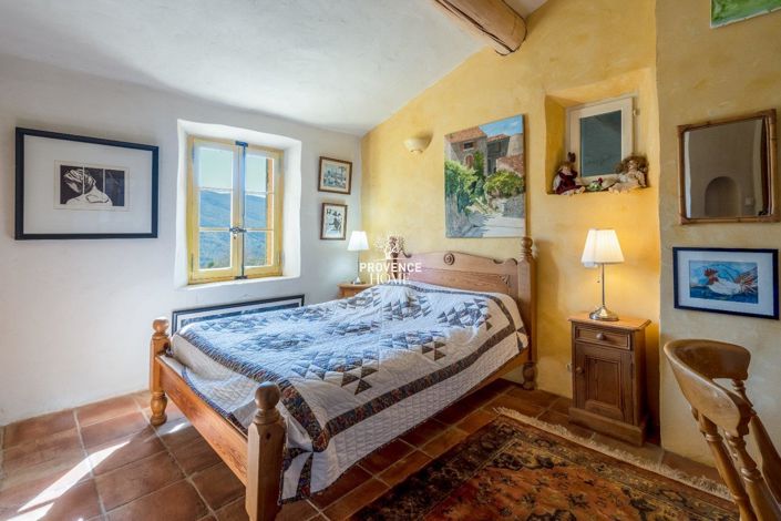 Image No.12-Maison de 5 chambres à vendre à Lacoste