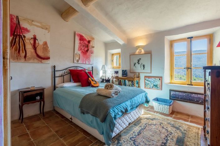 Image No.13-Maison de 5 chambres à vendre à Lacoste