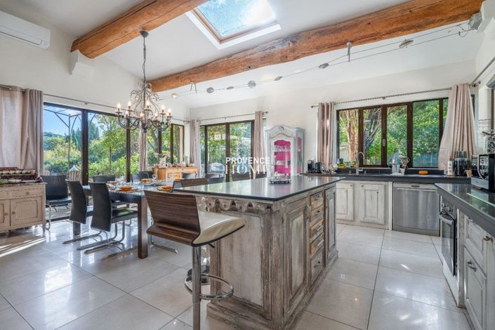 Image No.4-Maison de 6 chambres à vendre à Lagnes