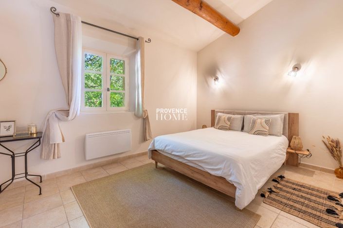 Image No.16-5 Bed Property for sale