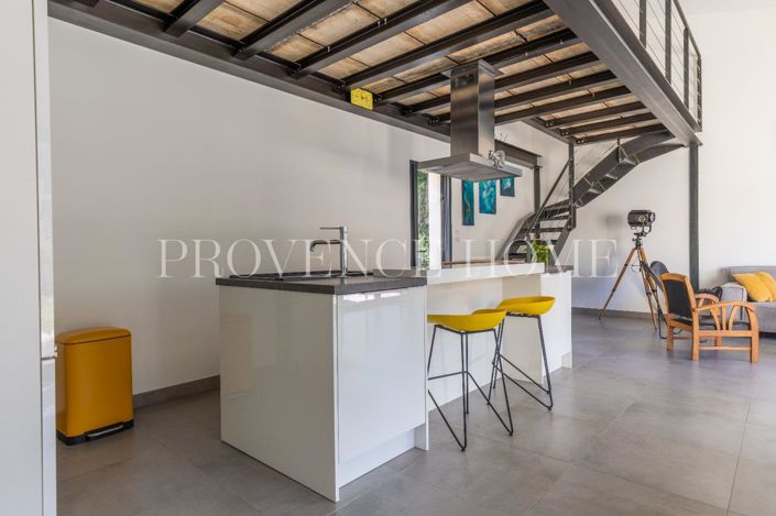 Image No.7-3 Bed House for sale