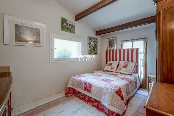 Image No.10-7 Bed House for sale