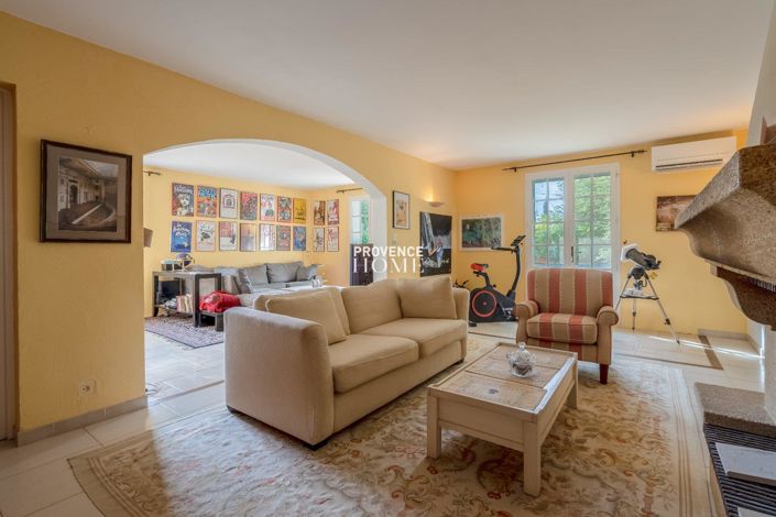 Image No.3-7 Bed House for sale