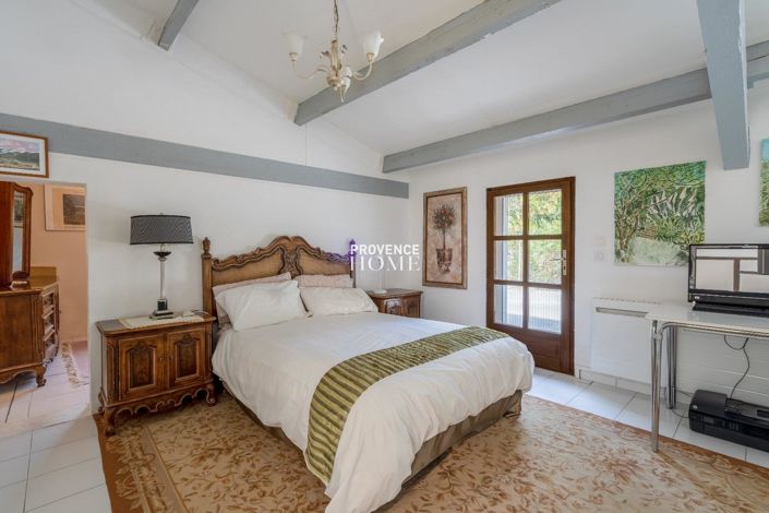 Image No.6-7 Bed House for sale