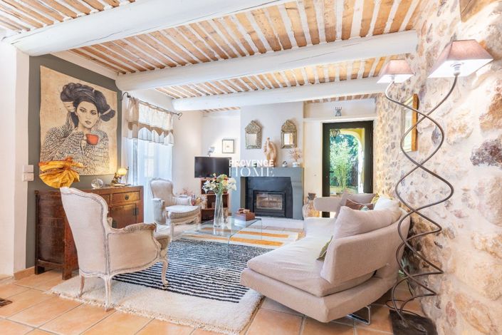 Image No.11-3 Bed House for sale