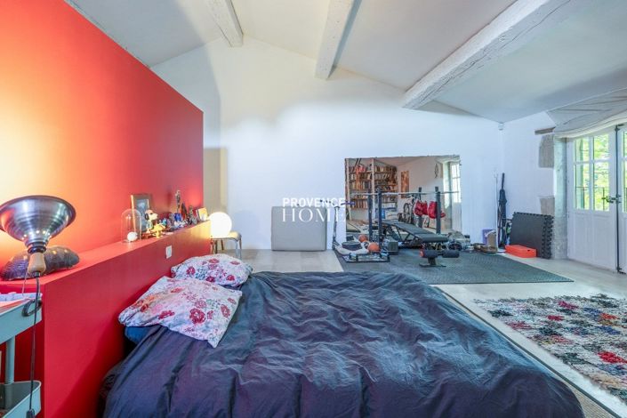 Image No.6-9 Bed House for sale