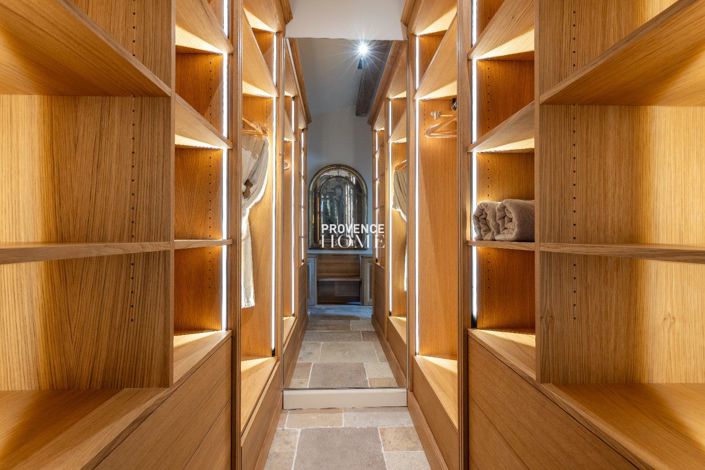 Image No.13-8 Bed House for sale