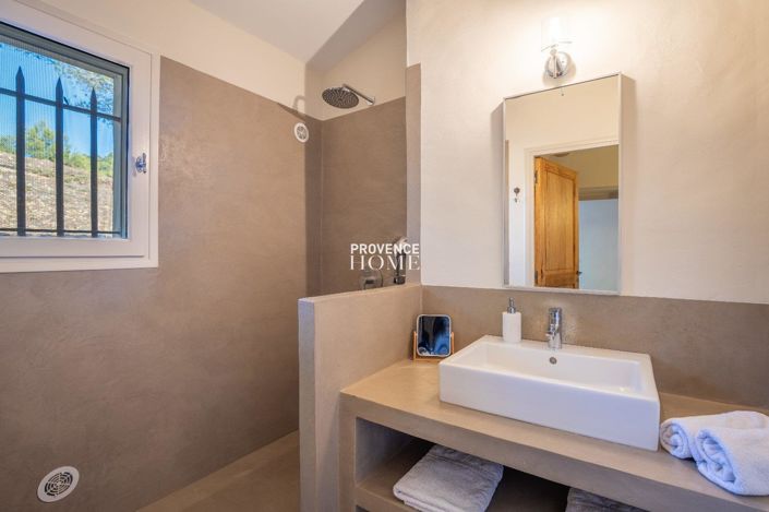 Image No.11-5 Bed House for sale