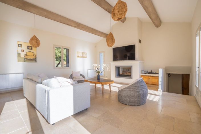 Image No.3-5 Bed House for sale