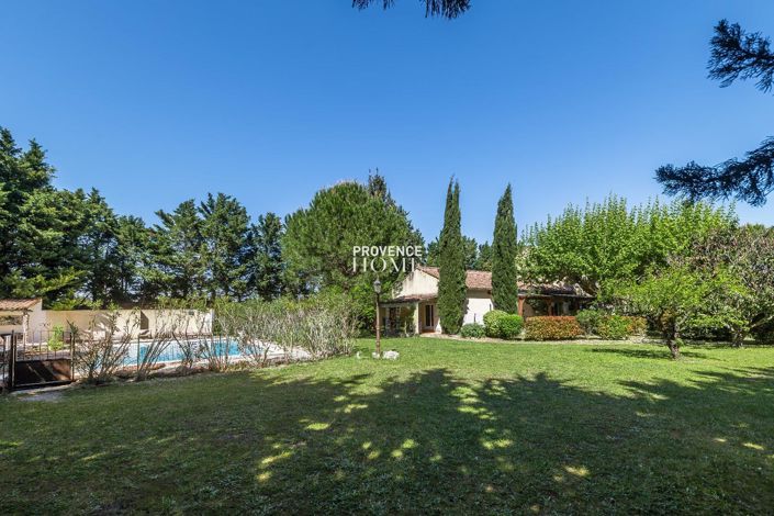 Image No.11-8 Bed House for sale