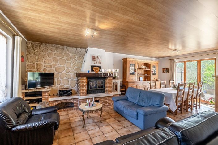 Image No.5-4 Bed House for sale